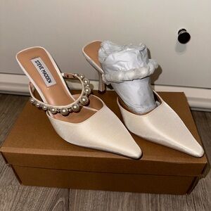 6.5 Steve Madden bridal heels